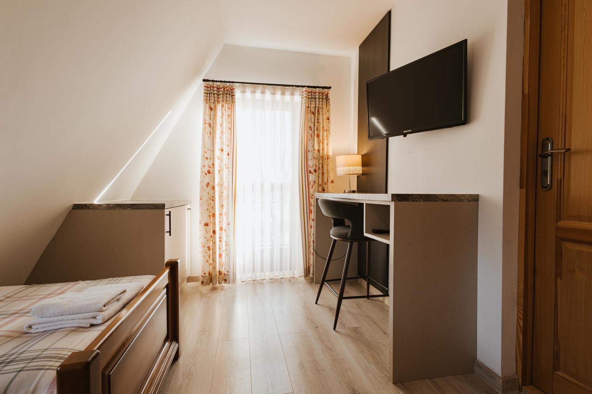Dom Wypocz Pod Litwinka Apartamenty Białka Tatrzańska Exterior photo